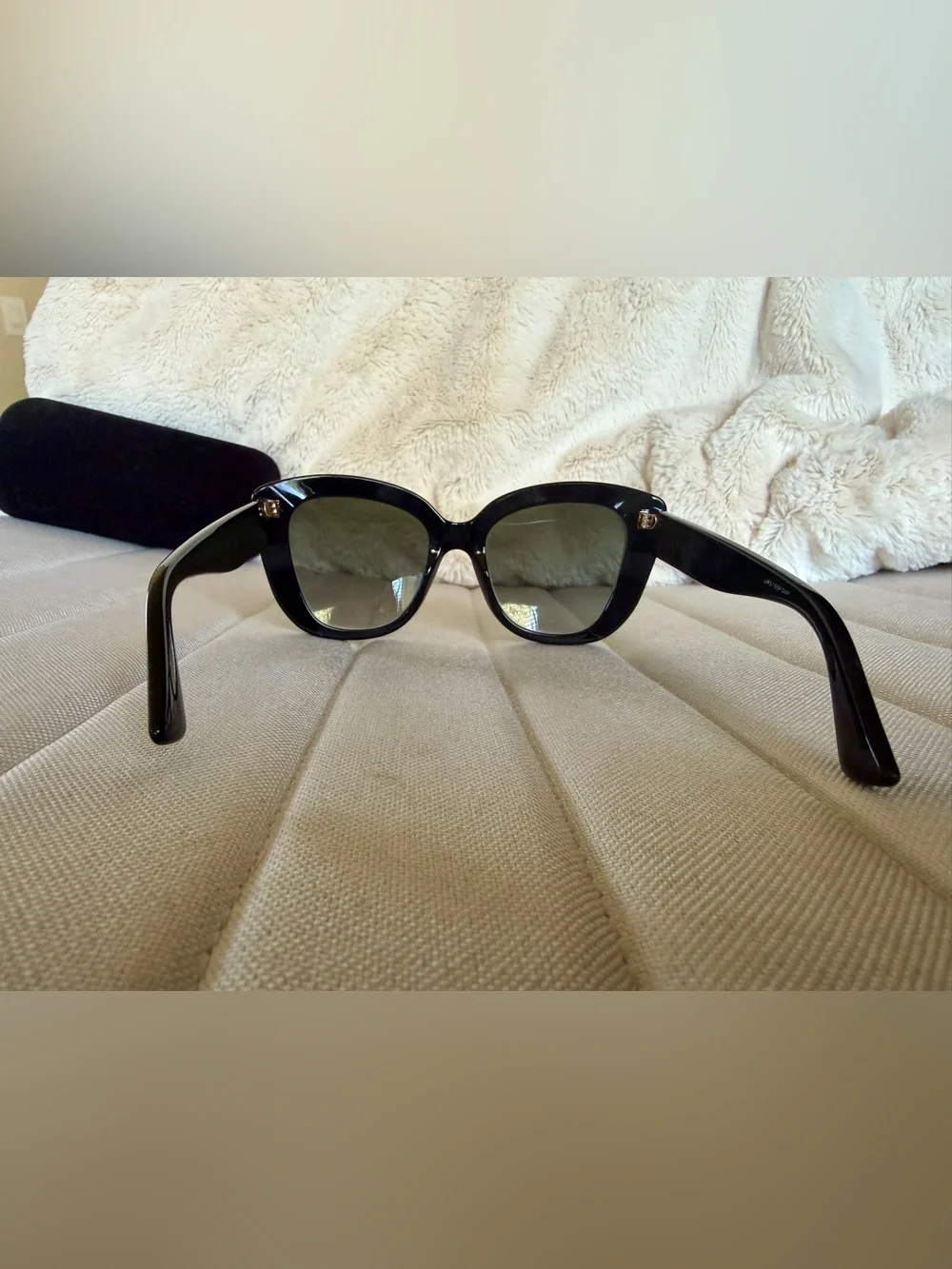 Gucci Sunglasses - black - GG0327S
